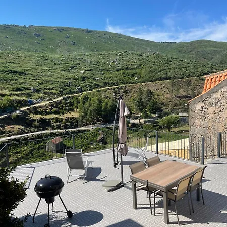 Casa Pinhao Holiday home Sabugueiro (Guarda)