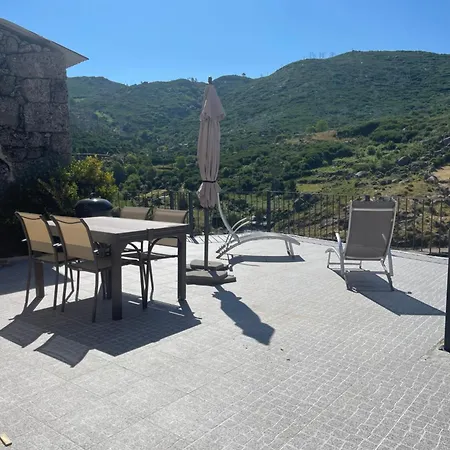 Casa Pinhao Holiday home Sabugueiro (Guarda)